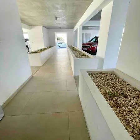Modern Corporate - Agios Dometios By Platform 357
