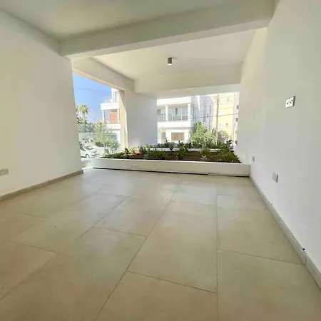 Modern Corporate - Agios Dometios By Platform 357 Nicosia