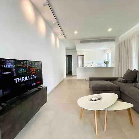 Modern Corporate - Agios Dometios By Platform 357