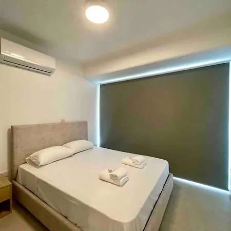 Modern Corporate - Agios Dometios By Platform 357